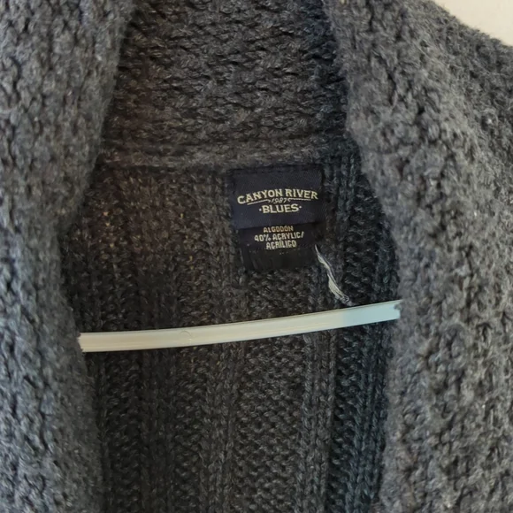 Long wrap sweater - Picture 4 of 11